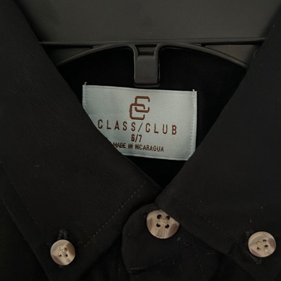 Boys Size 6-7 Black Button Down Shirt - Picture 3 of 6